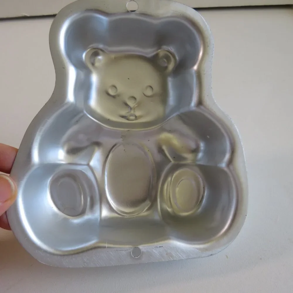 Teddy Bear Baking Cake Pan Metal LIKE NEW Condition 5.5